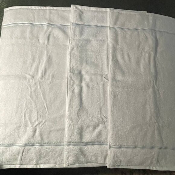 bundle of3 white hand towels - Picture 1 of 8